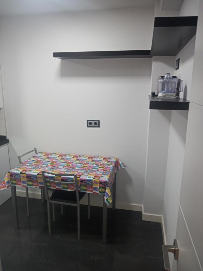 Apartamento Colon !!Parking Privado Gratuito !! لوغرونيو المظهر الخارجي الصورة