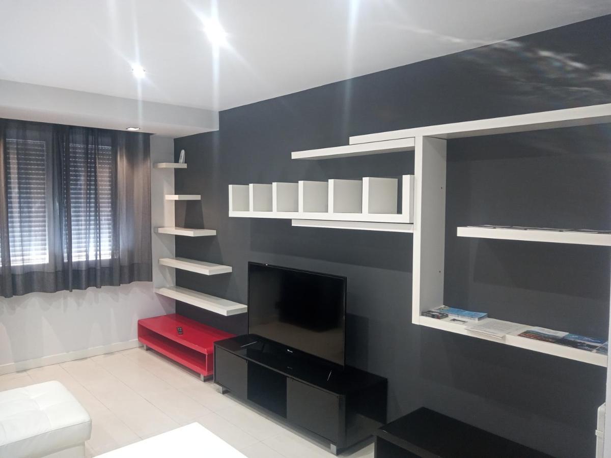 Apartamento Colon !!Parking Privado Gratuito !! لوغرونيو المظهر الخارجي الصورة