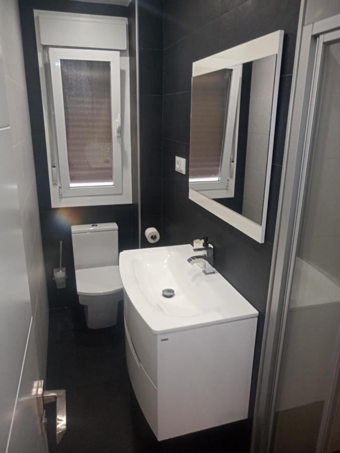 Apartamento Colon !!Parking Privado Gratuito !! لوغرونيو المظهر الخارجي الصورة