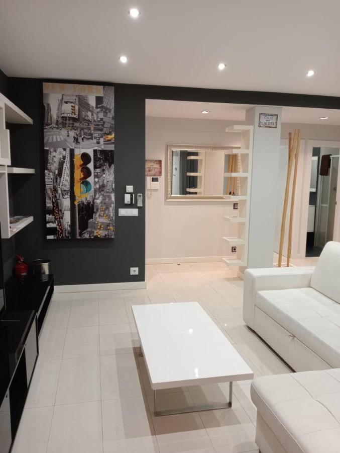 Apartamento Colon !!Parking Privado Gratuito !! لوغرونيو المظهر الخارجي الصورة