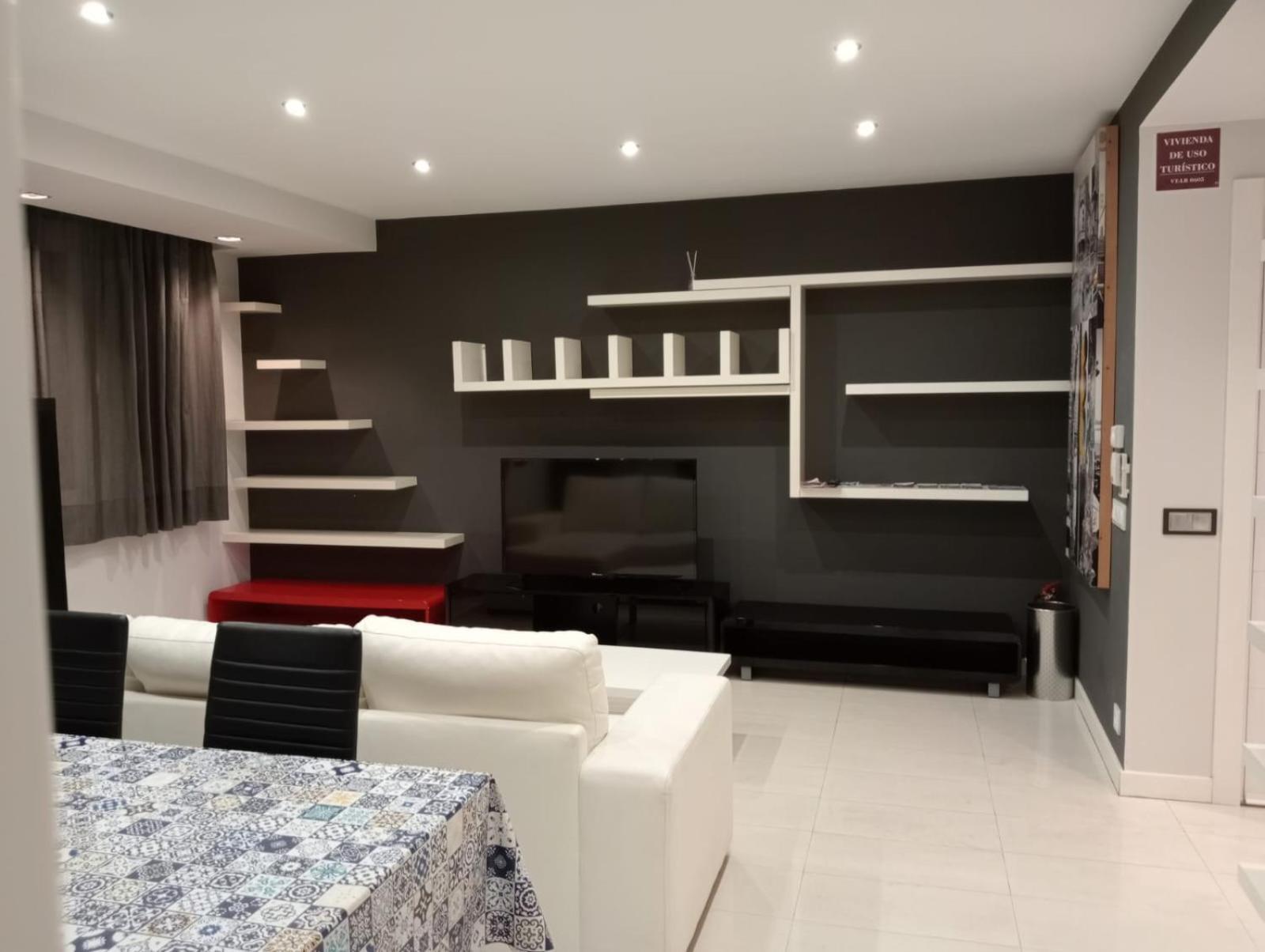 Apartamento Colon !!Parking Privado Gratuito !! لوغرونيو المظهر الخارجي الصورة